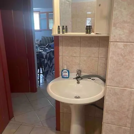 Alice Сasa de vacaciones Agia Efimia